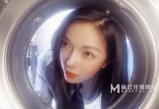 Hot Girl Han Yiren Quyến Rũ Khoe Vòng 3 Gây Sốt Trong Phim Nóngm