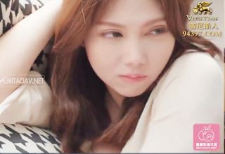 Bố Chồng Háo Sắc và Con Dâu Quyến Rũm