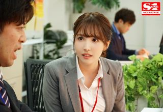 Quan Hệ Với Nữ Nhân Viên Văn Phòng Gợi Cảm Yua Mikamim
